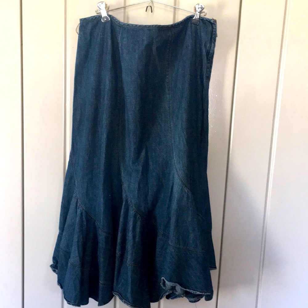 Style & Co. Flared Denim Skirt EUC Size 12 Modest